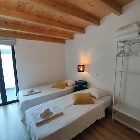 Typical House Downtown Private Entrance