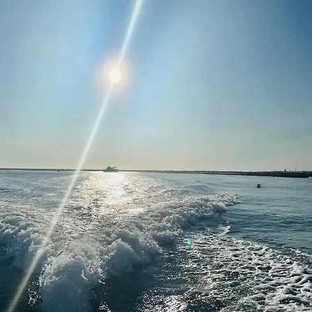 Semesterbostad Typical House Downtown Private Entrance *