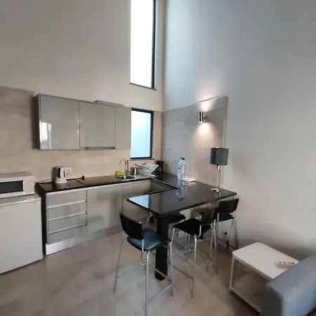 Typical House Downtown Private Entrance Semesterbostad *