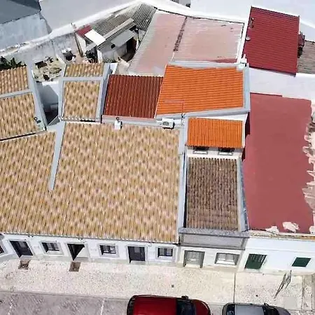 Semesterbostad Typical House Downtown Private Entrance Faro