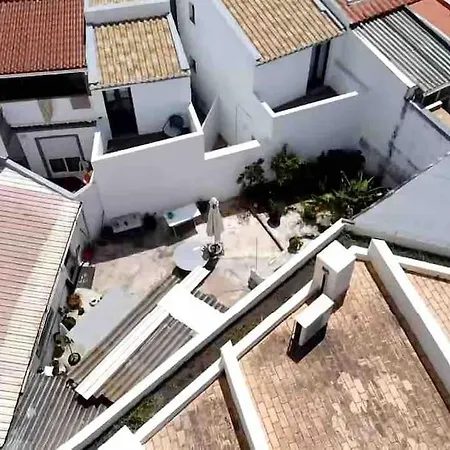 Typical House Downtown Private Entrance *